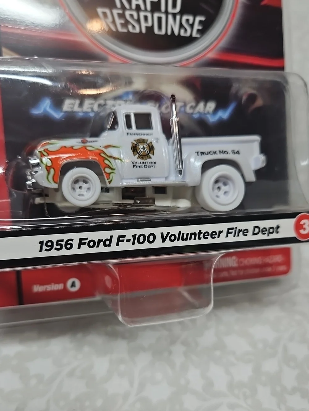 Autoworld 1956 Ford F-100 Volunteer Fire Dept 4 gear Slot Car On Call iwheels